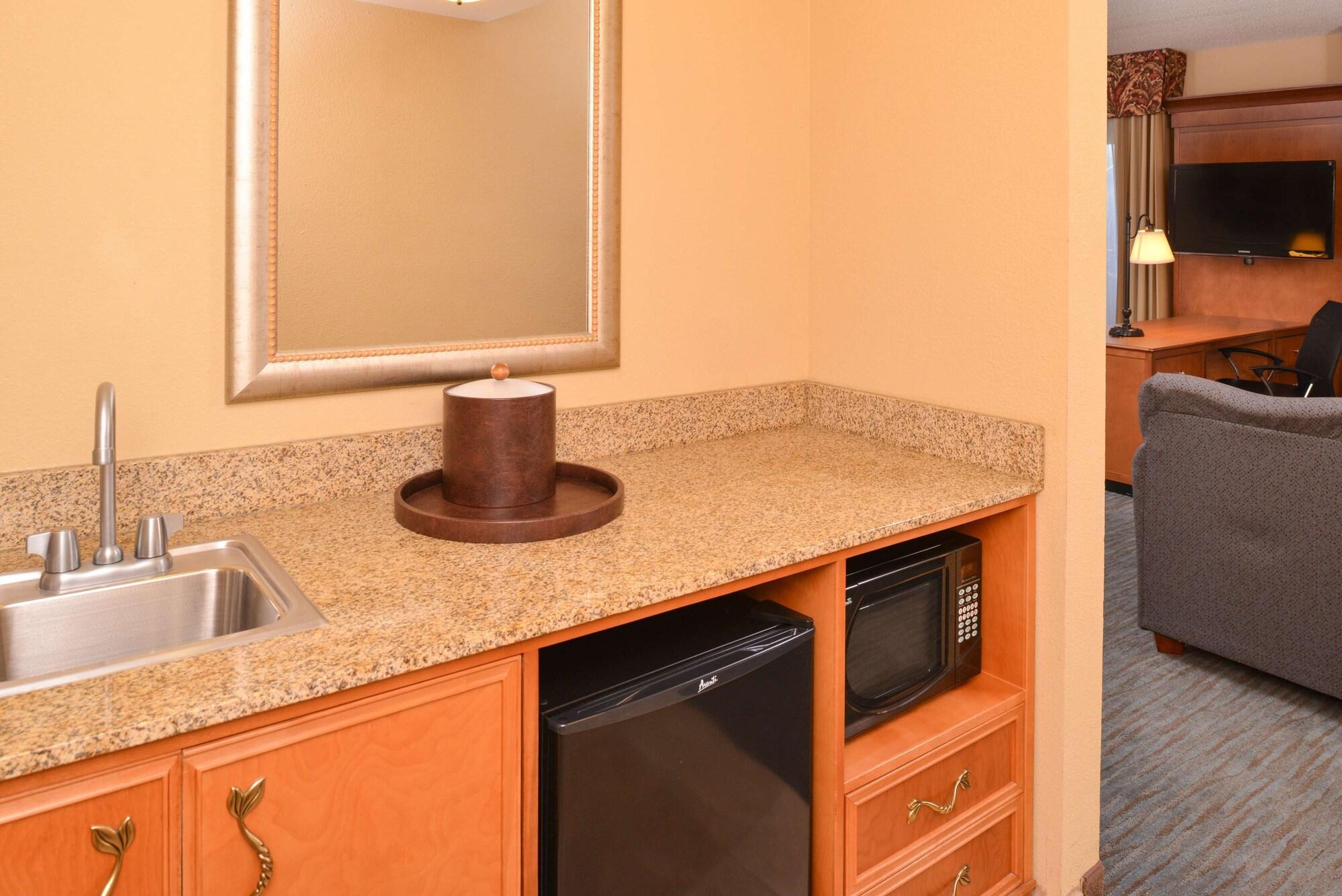 Hampton Inn & Suites Tampa East Casino Area Seffner Экстерьер фото