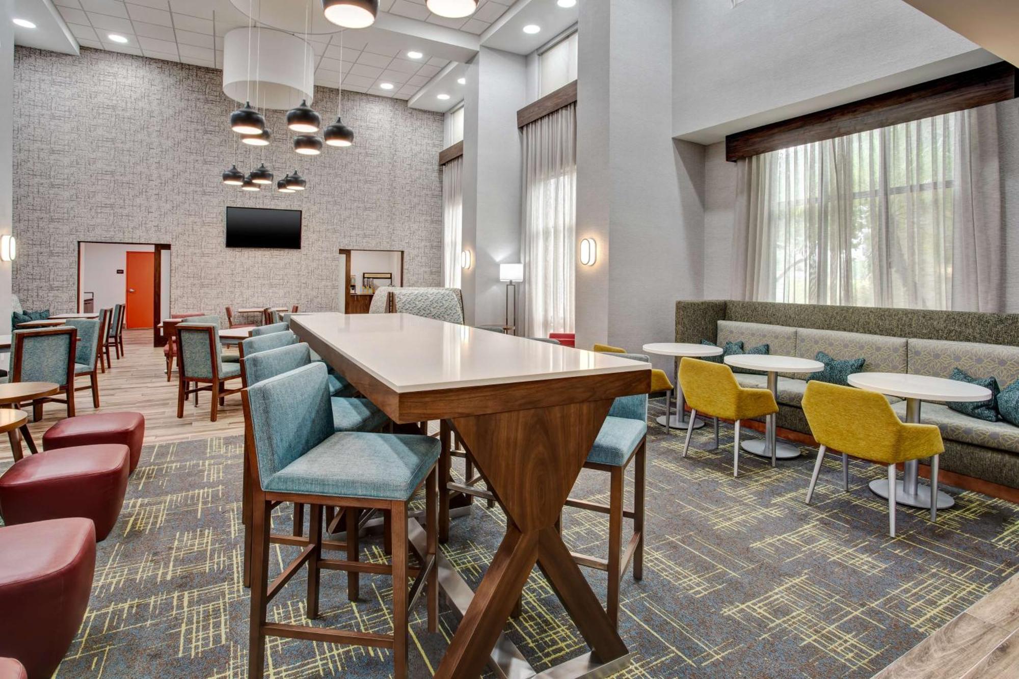 Hampton Inn & Suites Tampa East Casino Area Seffner Экстерьер фото